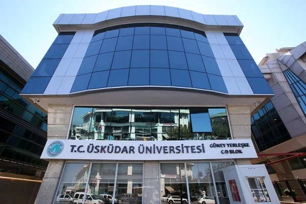 تحصیل-پزشکی-در-دانشگاه-اسکودار-ترکیه