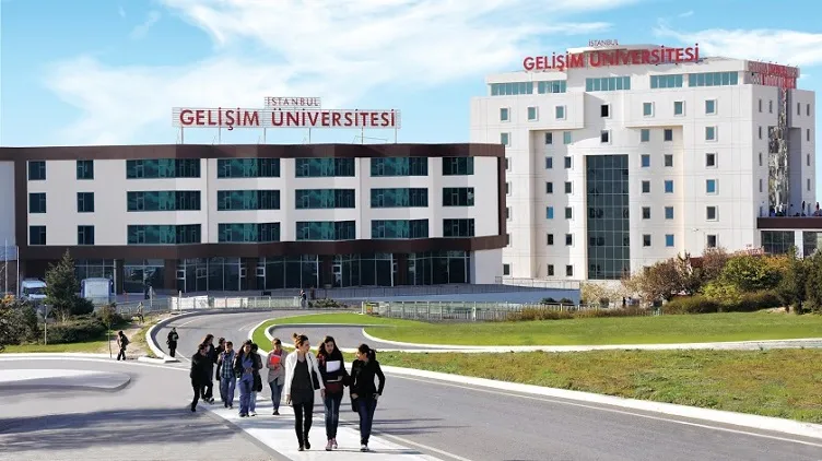 دانشگاه گلیشیم، یک موسسه‌ی بین‌المللی